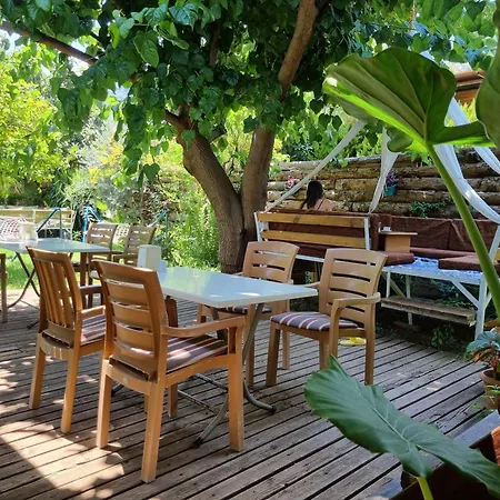 Sunset Boutique & Πανσιόν Çıralı