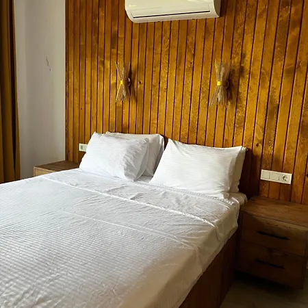 Πανσιόν Sunset Boutique &