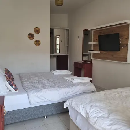 Sunset Boutique & Guest house 3*